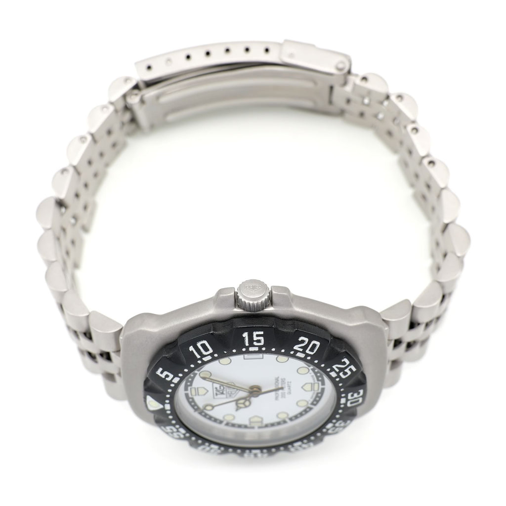TAG Heuer Formula 1 WA1218 stainless steel crown