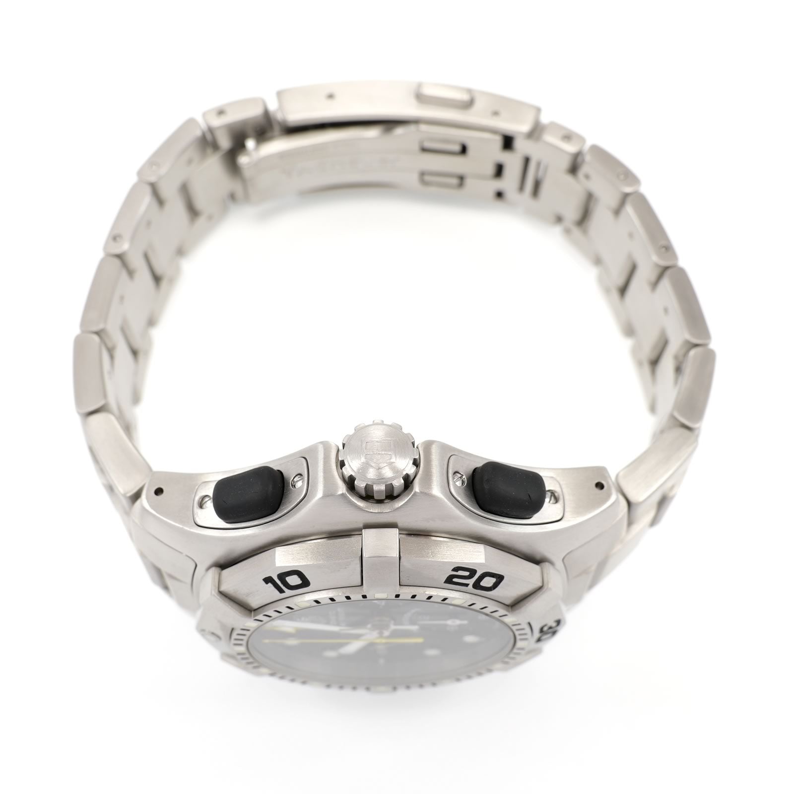 TAG Heuer Aquagraph CN211A stainless steel screw down crown