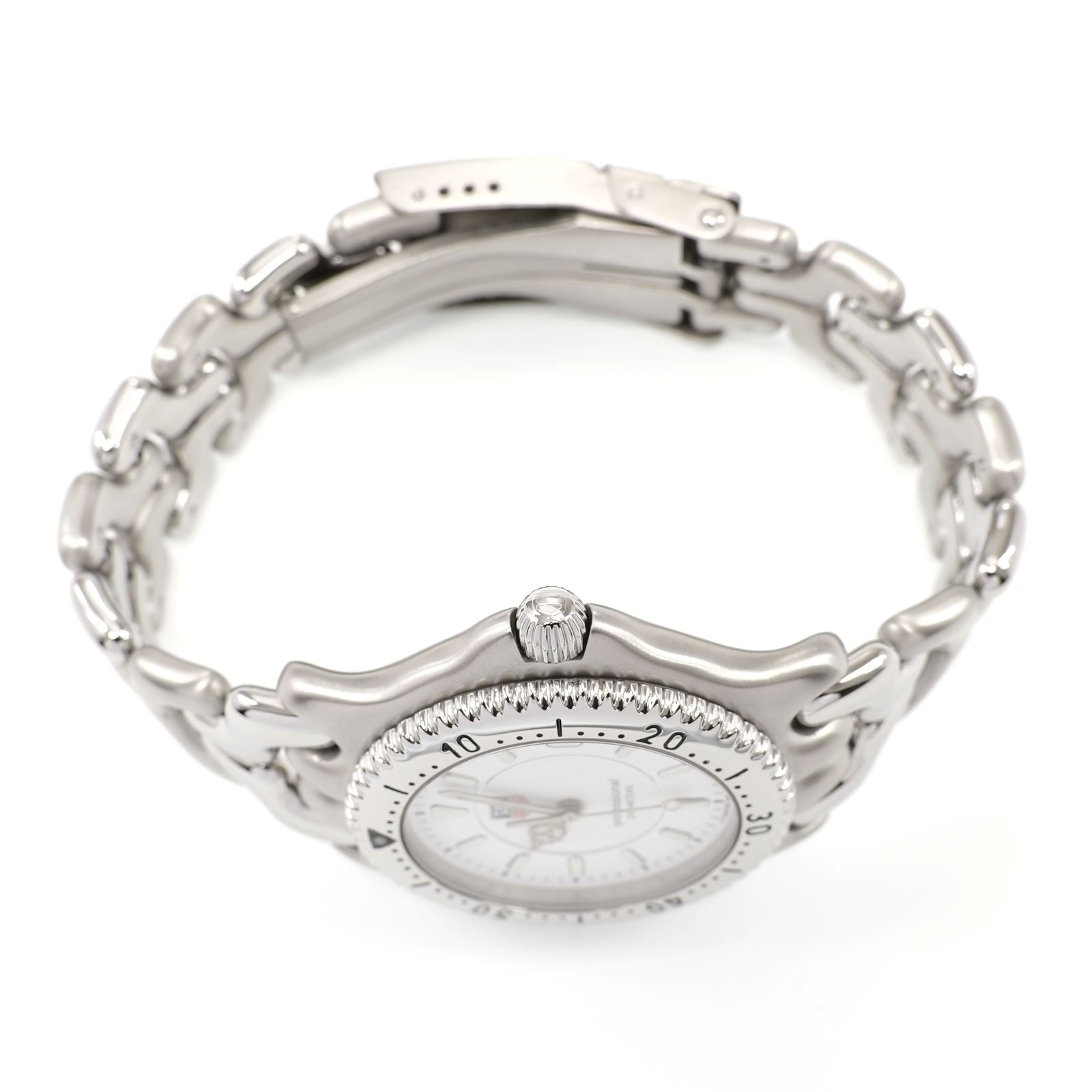TAG Heuer SEL WG1112-K0 stainless steel screw down crown