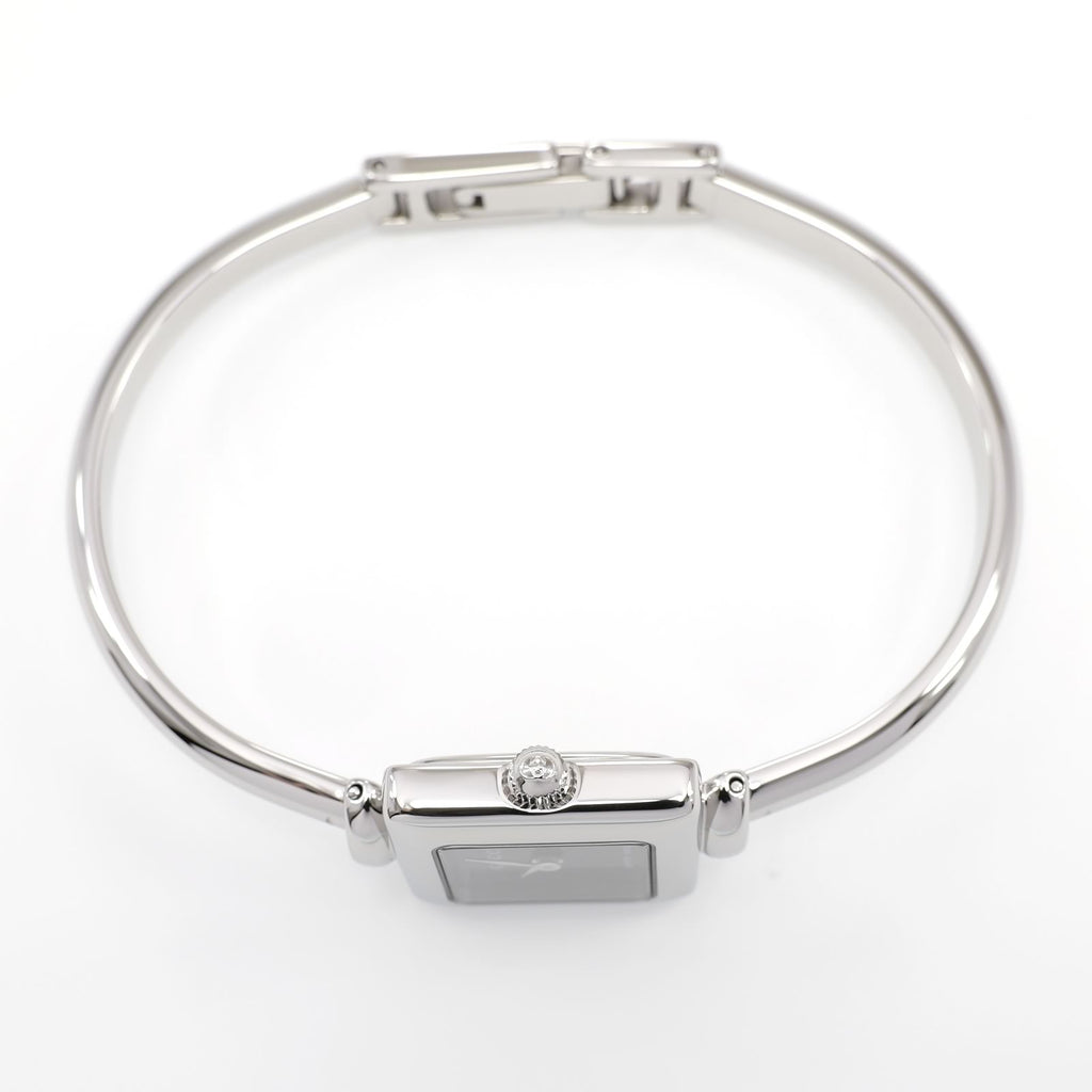 Gucci 1900L Stainless Steel crown