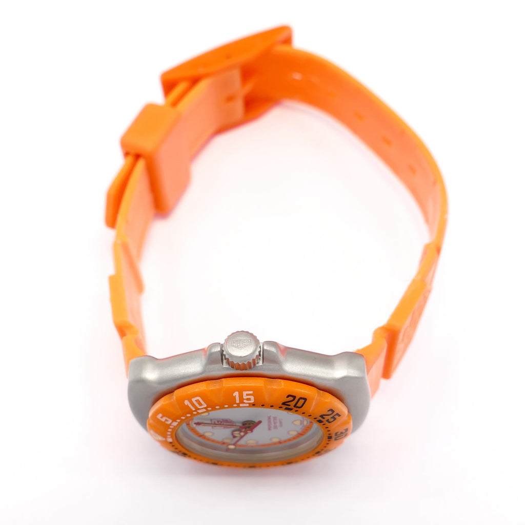 TAG Heuer Formula 1 WA1413 stainless steel crown