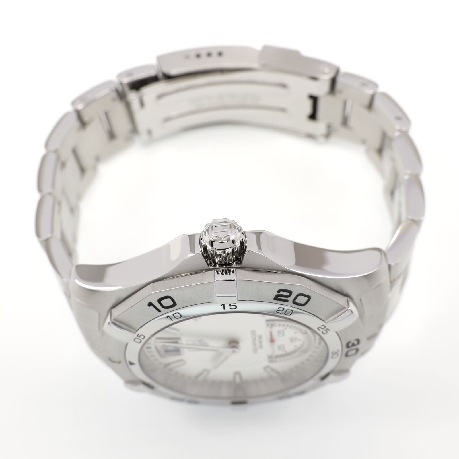 TAG Heuer Aquaracer WAF1011 stainless steel screw down crown