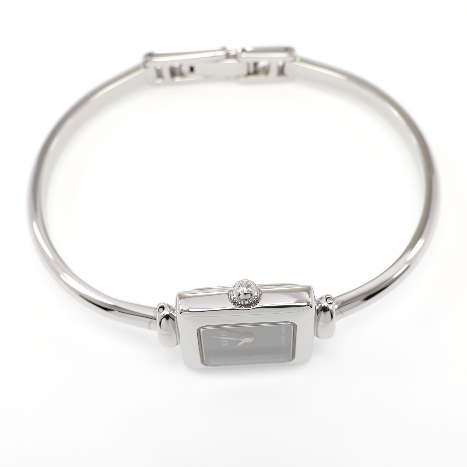 Gucci 1900L Stainless Steel crown