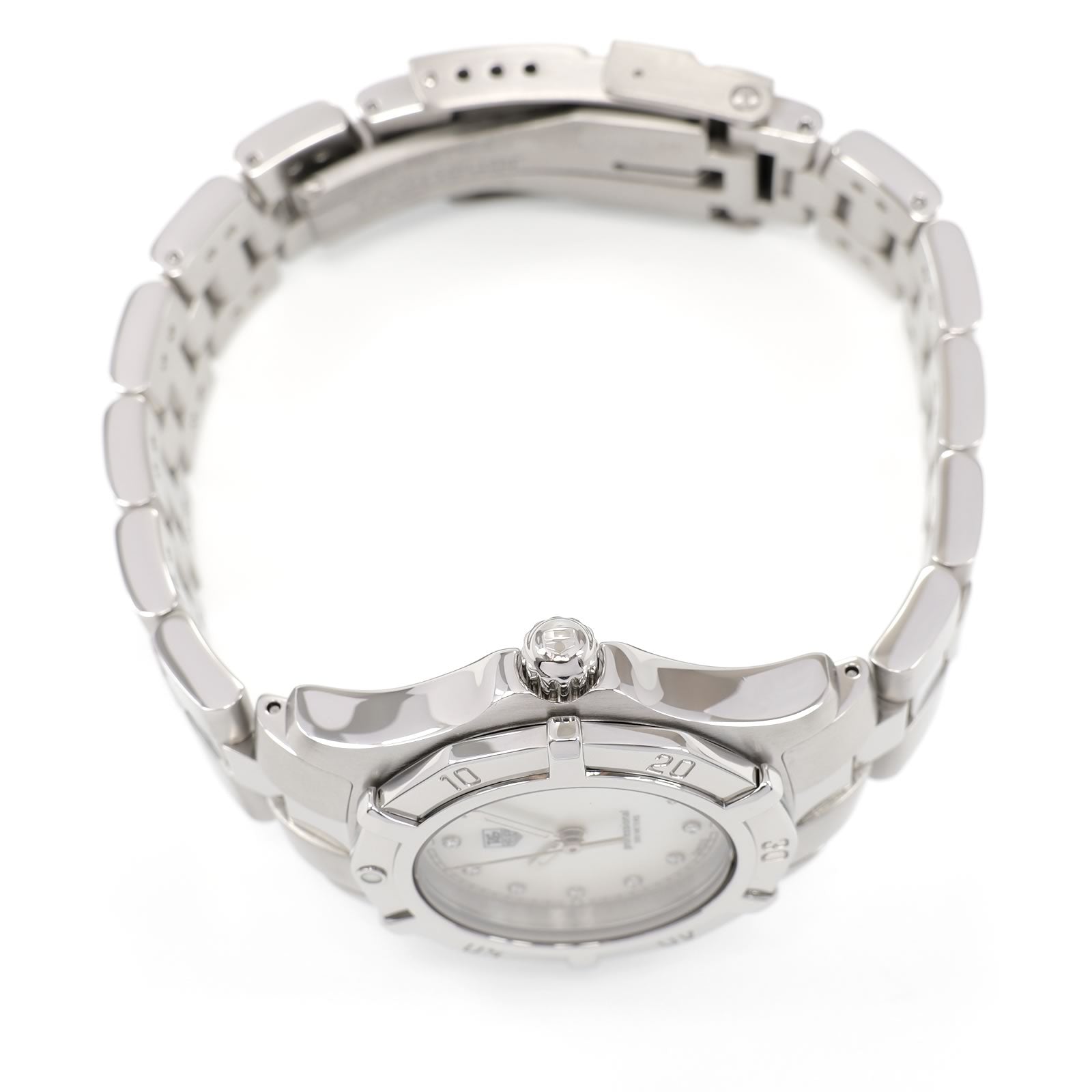 TAG Heuer Exclusive WN131H stainless steel screw down crown