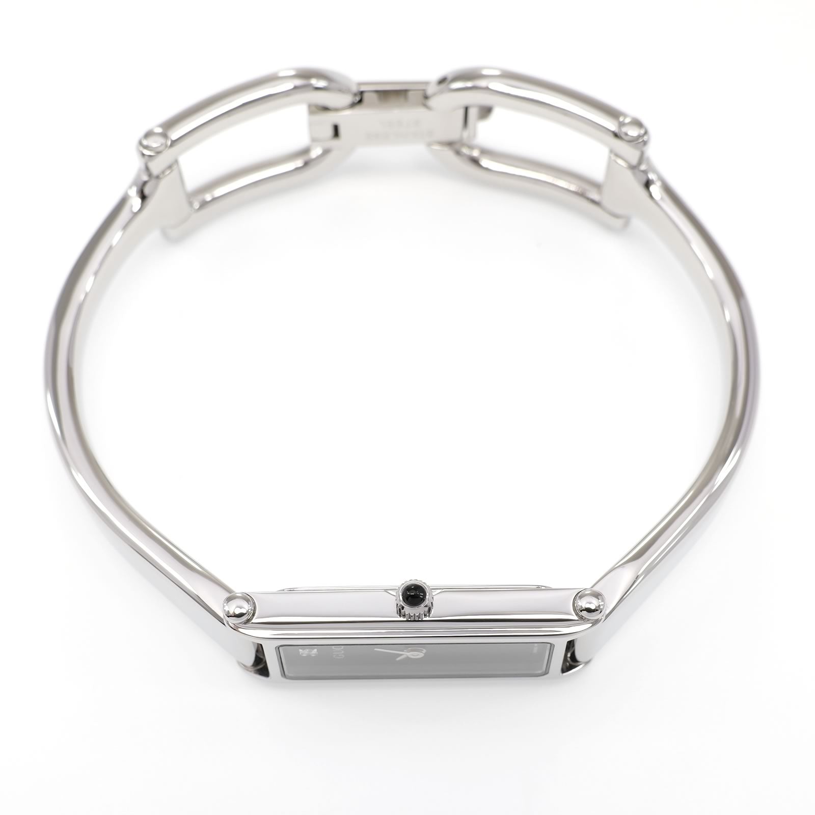 Gucci 1500L Stainless Steel crown with black cabochon