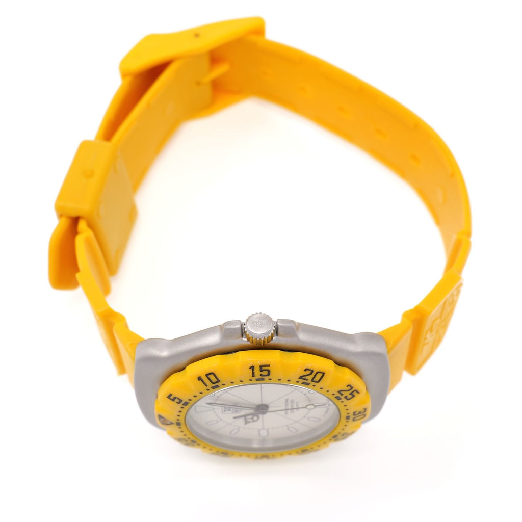 TAG Heuer Formula 1 stainless steel crown