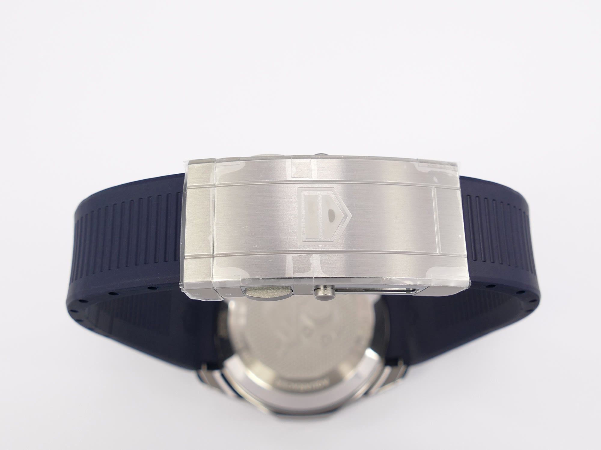 TAG Heuer Aquaracer WBP201B blue rubber FT6198 strap