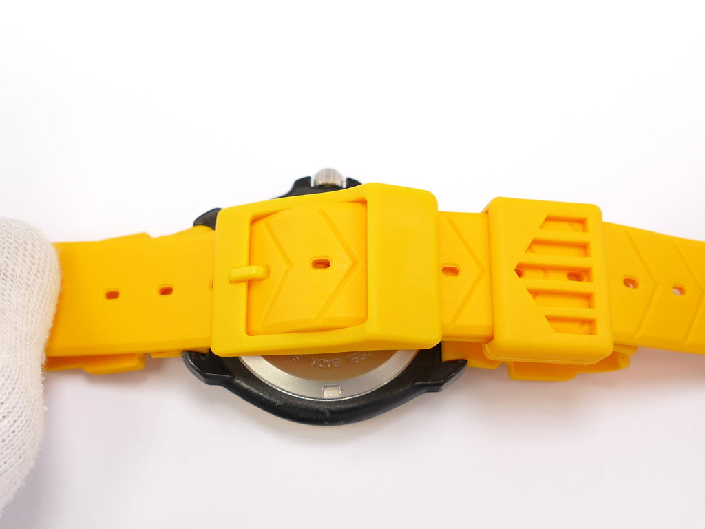 TAG Heuer Formula 1 380.513/1 Yellow plastic strap