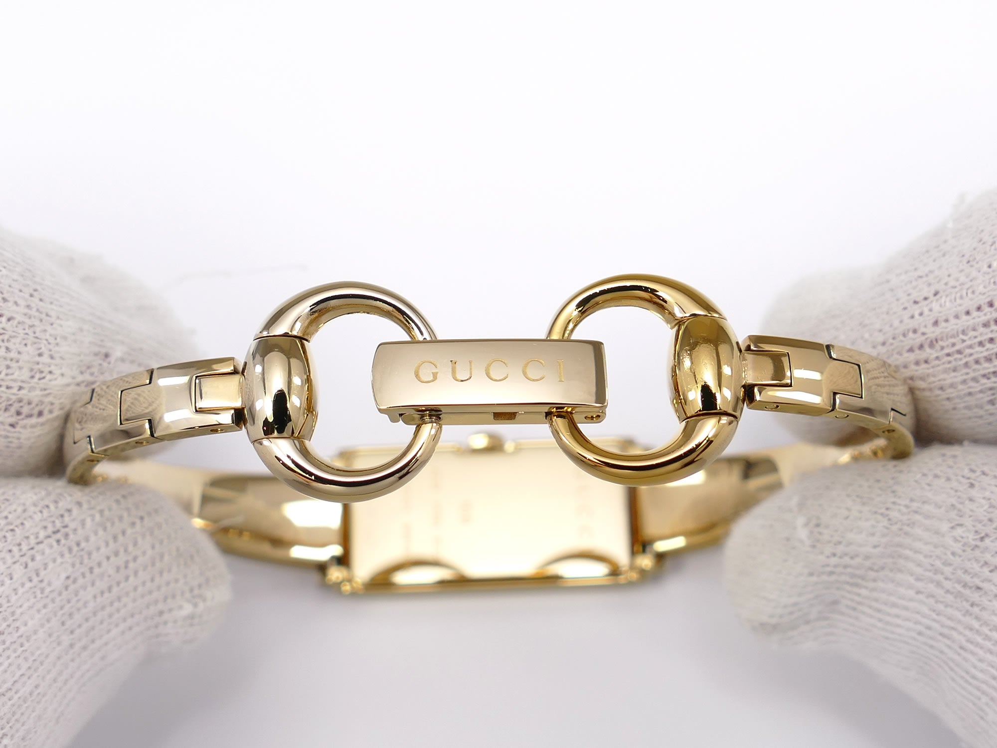 Gucci G-Line 109 18k Gold Plated bangle