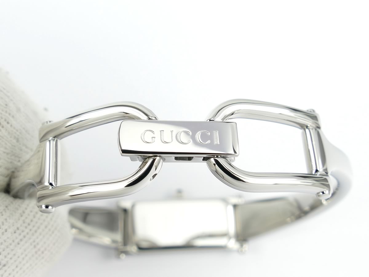 Gucci 1500 L Pink Mother of Pearl Dial Stainless Steel clip