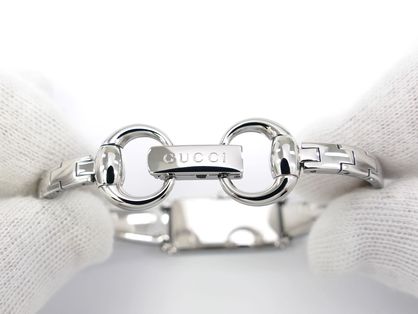 Gucci G-Line 109 Black YA109518 stainless steel bangle