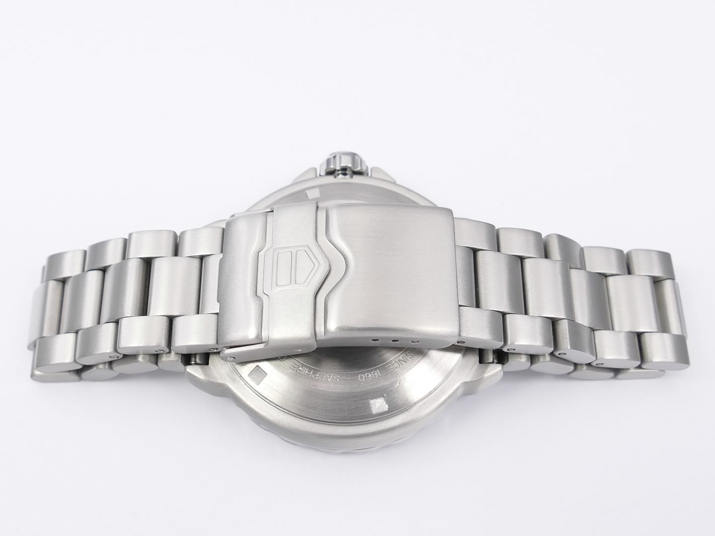 TAG Heuer Formula 1 Black Dial WAU1112.BA0858 stainless steel bracelet
