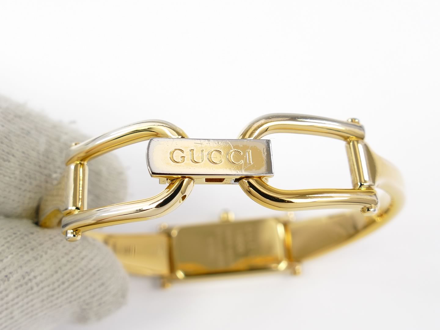 Gucci 1500L Champagne Dial 18k Gold Plated Standard Bangle 