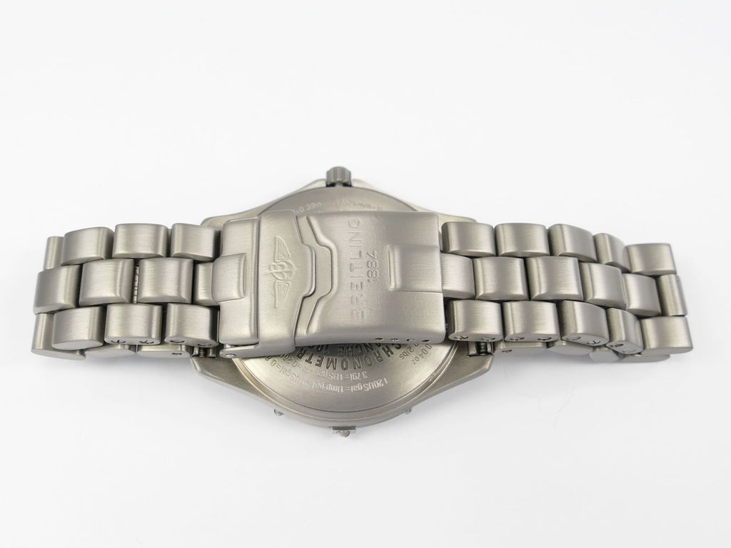 Breitling Aerospace E75362 titanium bracelet