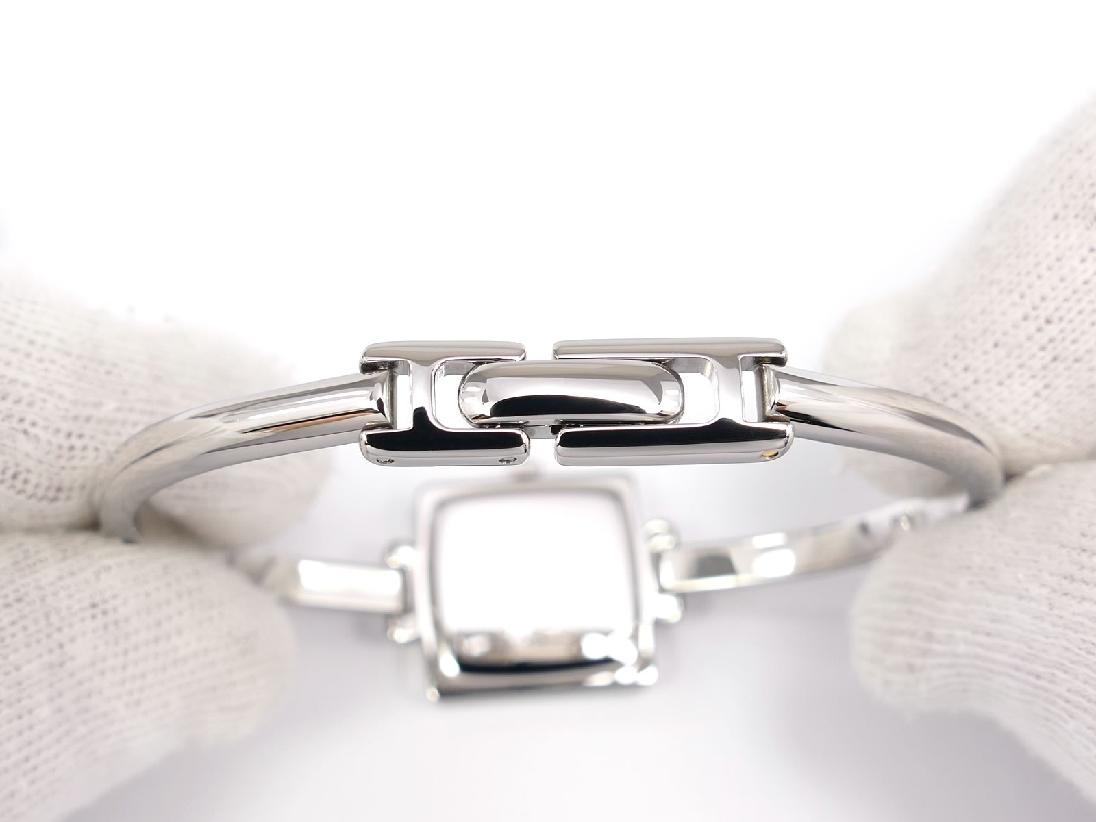 Gucci 1900L Stainless Steel Bangle 