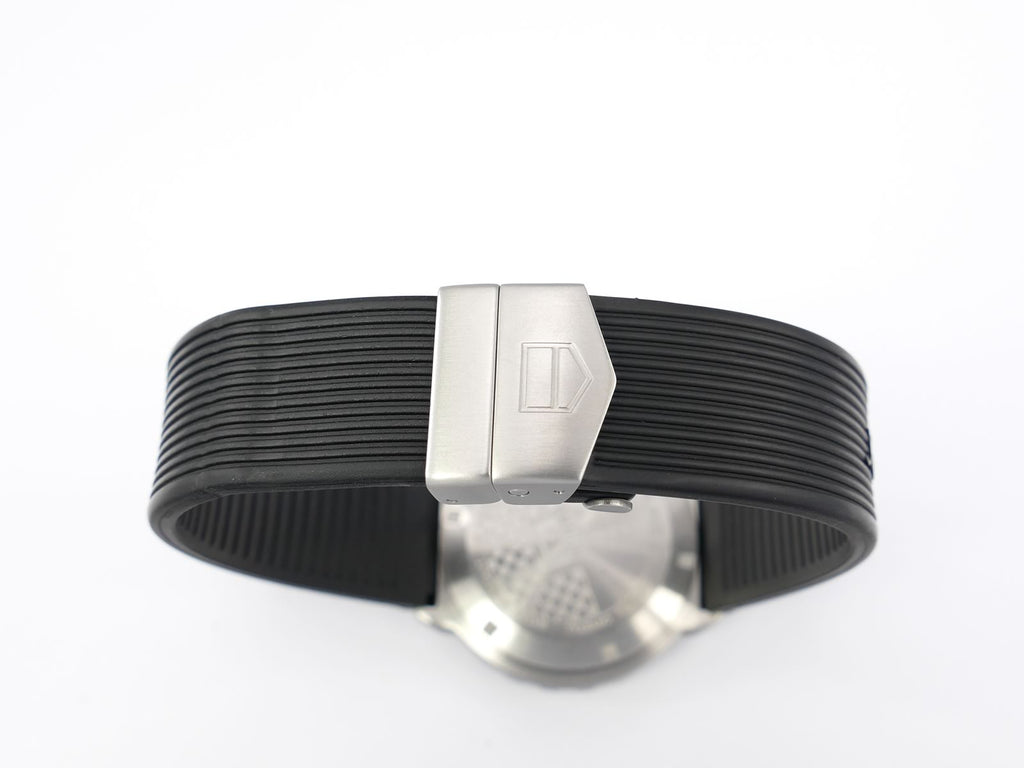 TAG Heuer Formula 1 Black rubber strap CAU1110.FT6024