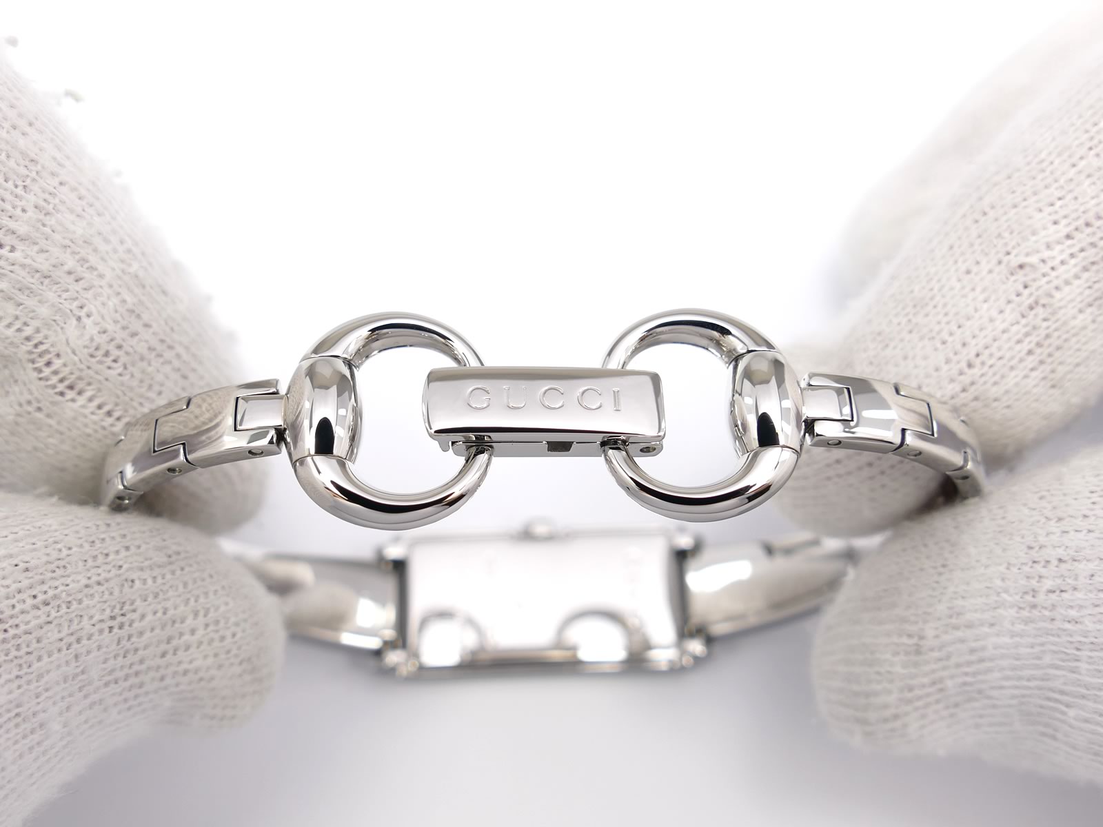Gucci G-Line 109 Stainless Steel Bangle clip YA109519