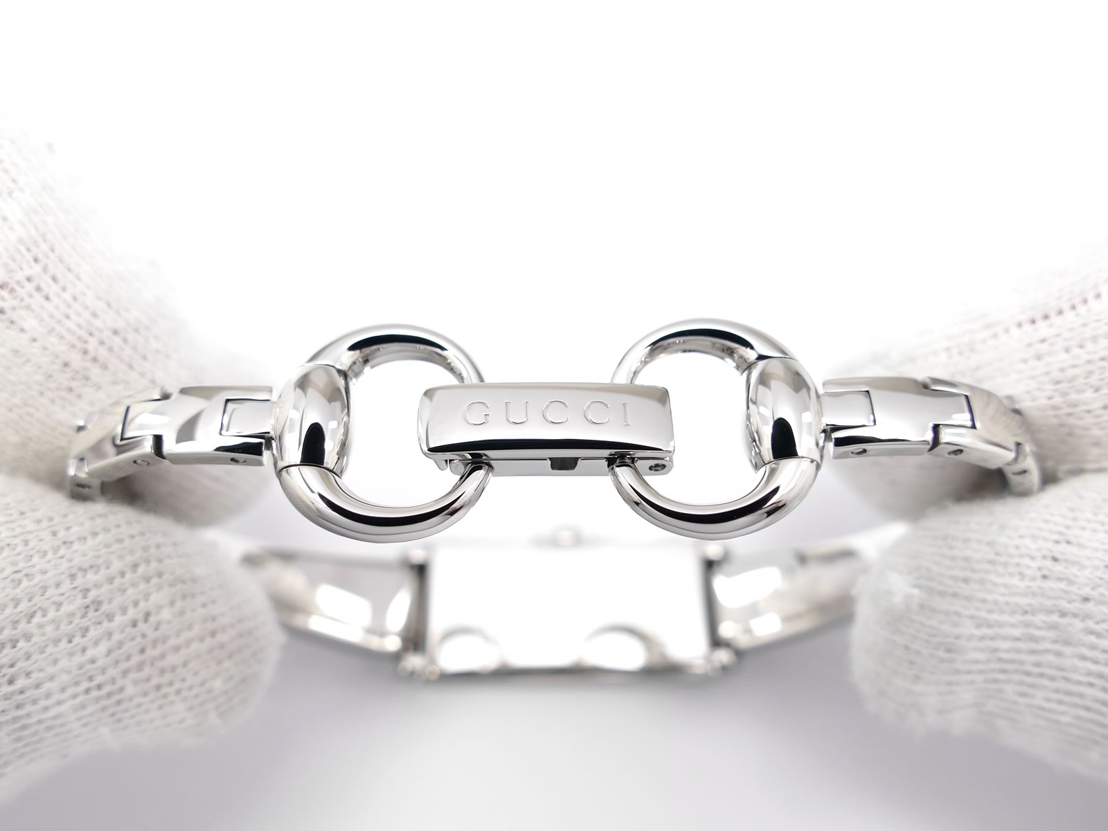 Gucci G-Line 109 Stainless Steel Bangle