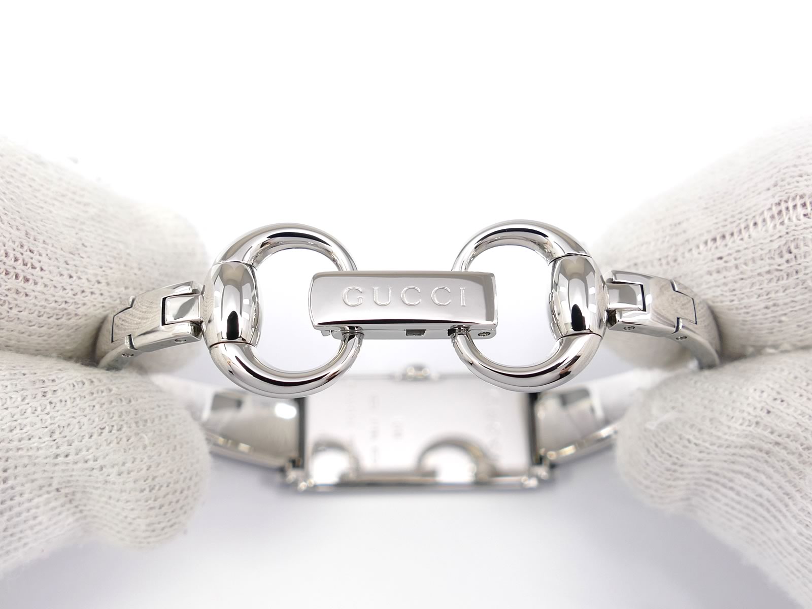 Gucci G-Line 109 Stainless Steel Bangle YA109519