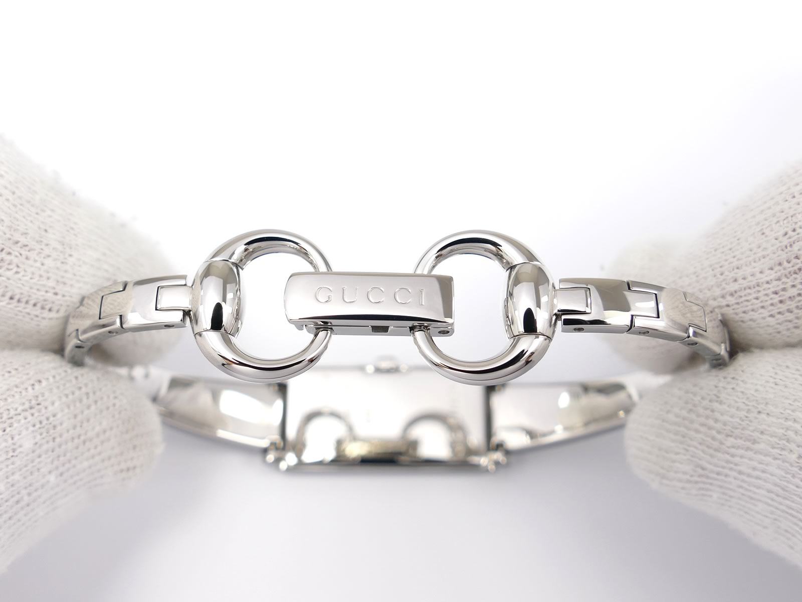 Gucci G-Line 109 Stainless Steel Bangle