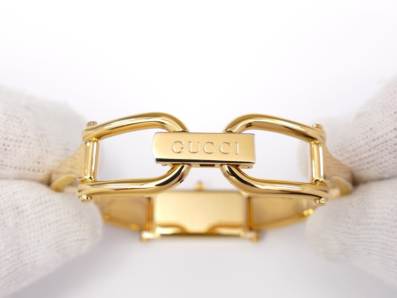 Gucci 1500L 18k Yellow Gold Plated Bangle