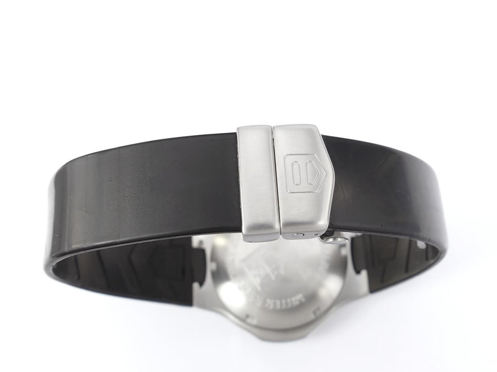 TAG Heuer Kirium F1 CL111A clasp on rubber strap