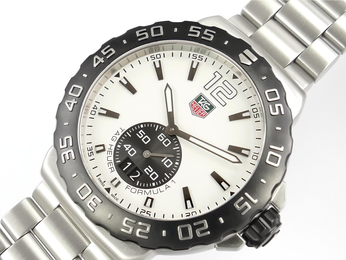TAG Heuer F1 WAU1111.BA0858 Grande Date white dial