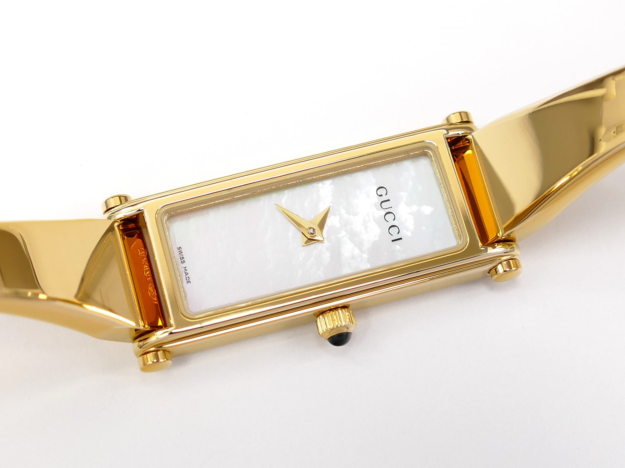 Gucci 1500L White Mother of Pearl Dial on Small 18k Gold Bangle