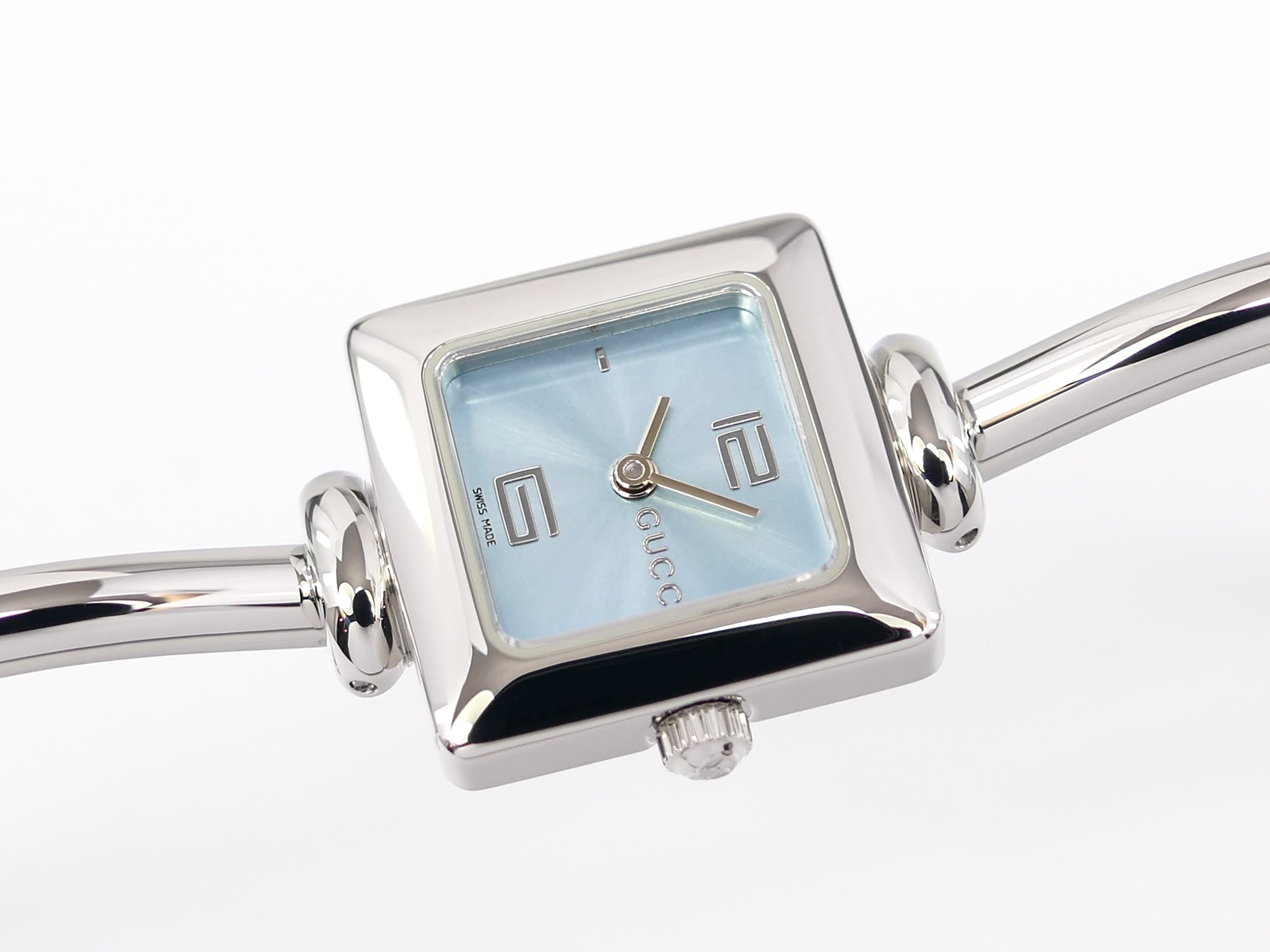 Gucci 1900L Blue Sunburst Dial Stainless Steel Square