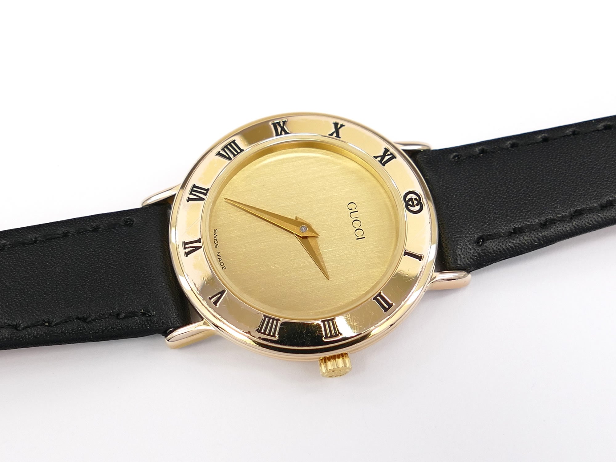 Gucci Champagne Dial 18k Gold Plated Roman Numeral bezel 3000.2.L