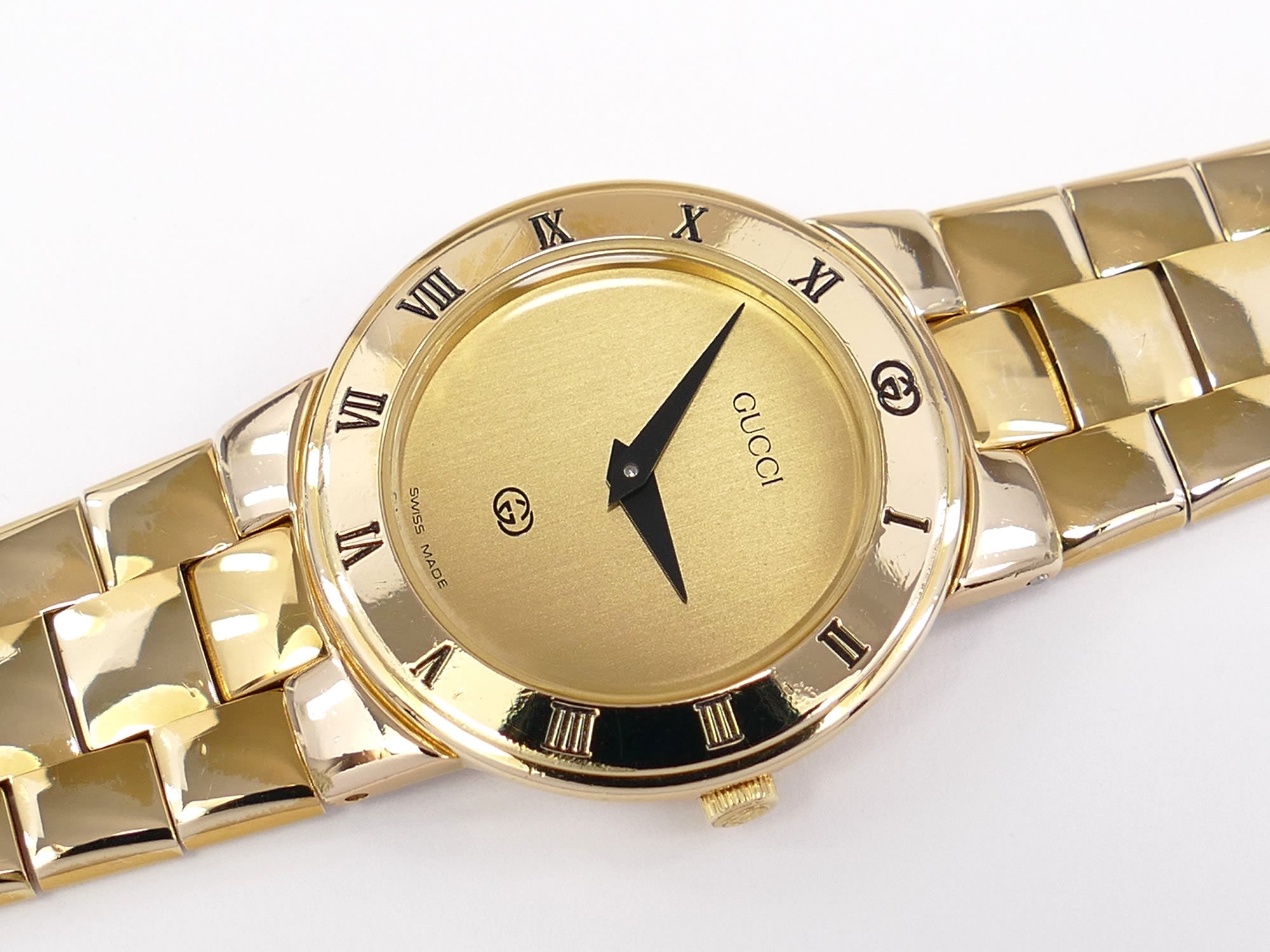 Gucci 3300L Champagne Dial Roman Numeral Bezel