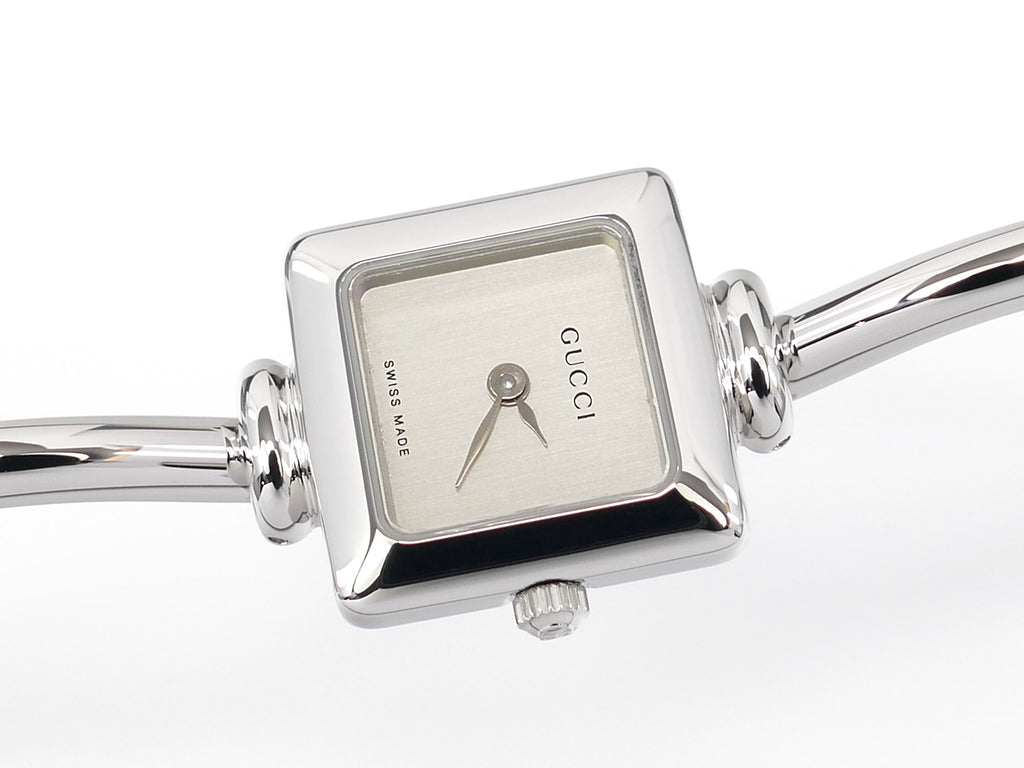 Gucci Silver Square Dial Stainless Steel 1900 L