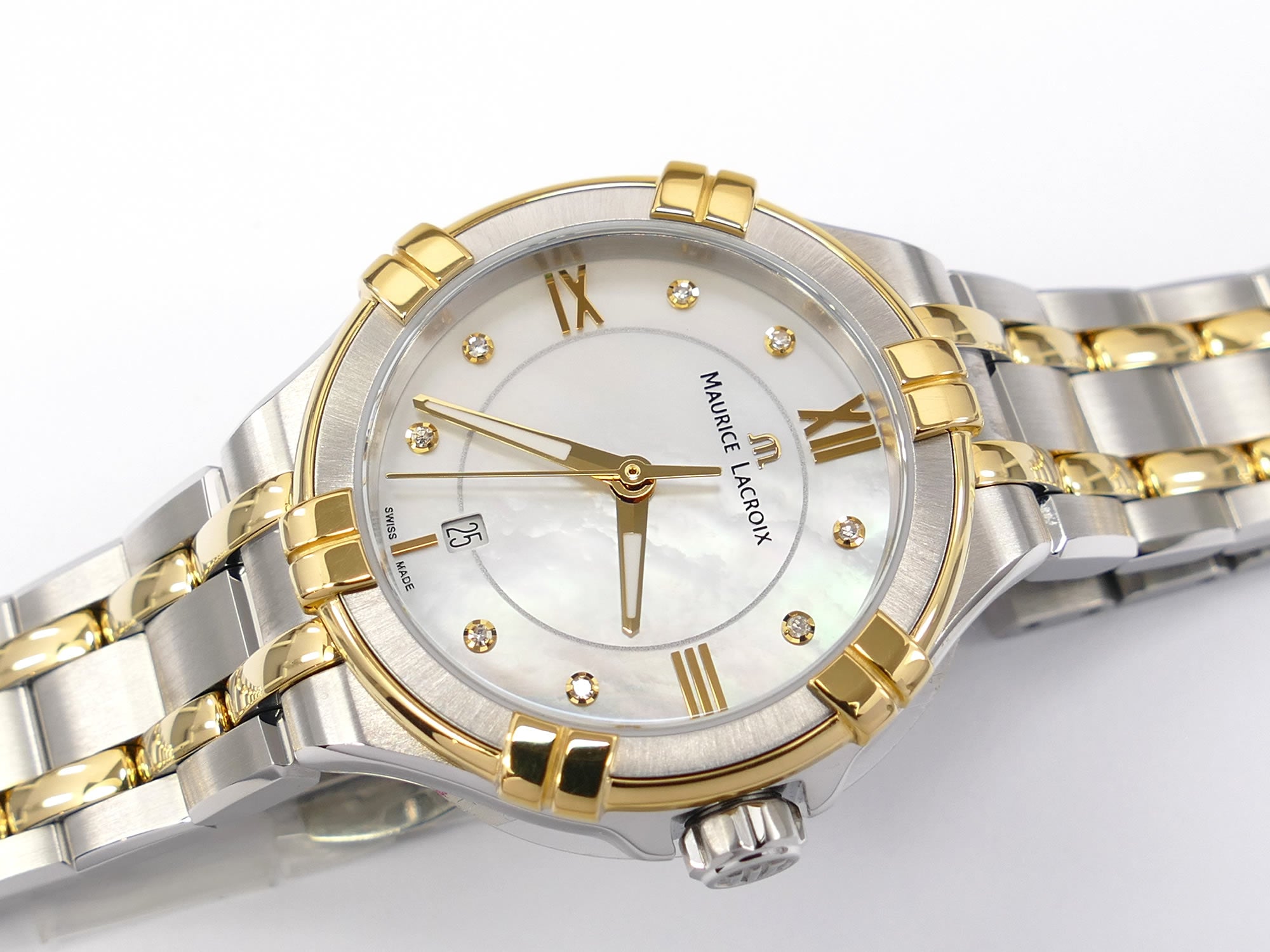 Maurice Lacroix Aikon White Mother of Pearl 8 Diamonds AI1004-PVY13-171-1