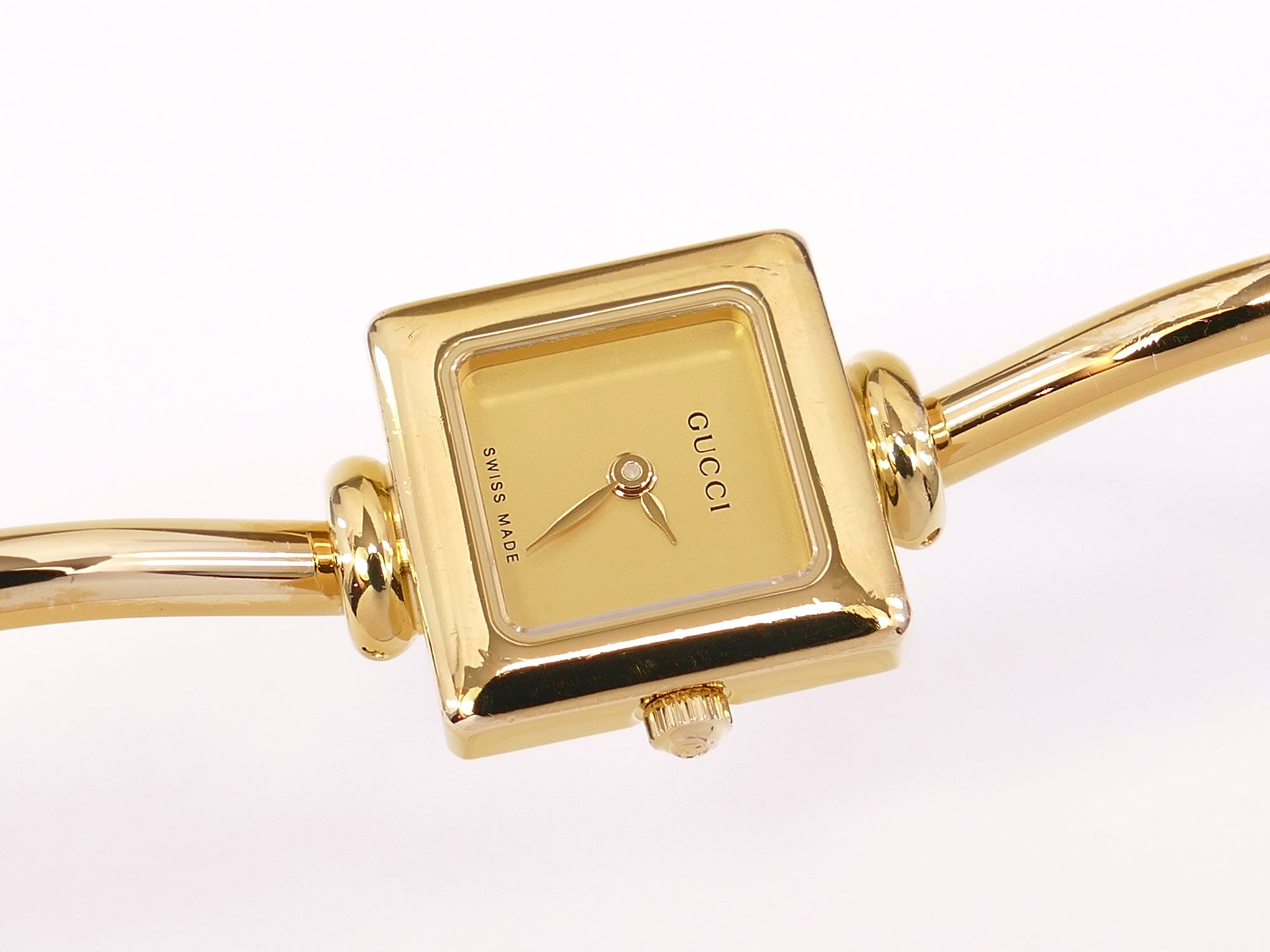 Gucci 1900L Champagne Square Dial on 18k Gold Plated Bangle