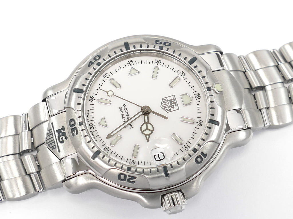 TAG Heuer 6000 White Dial Full Size Quartz WH1111.BA0675