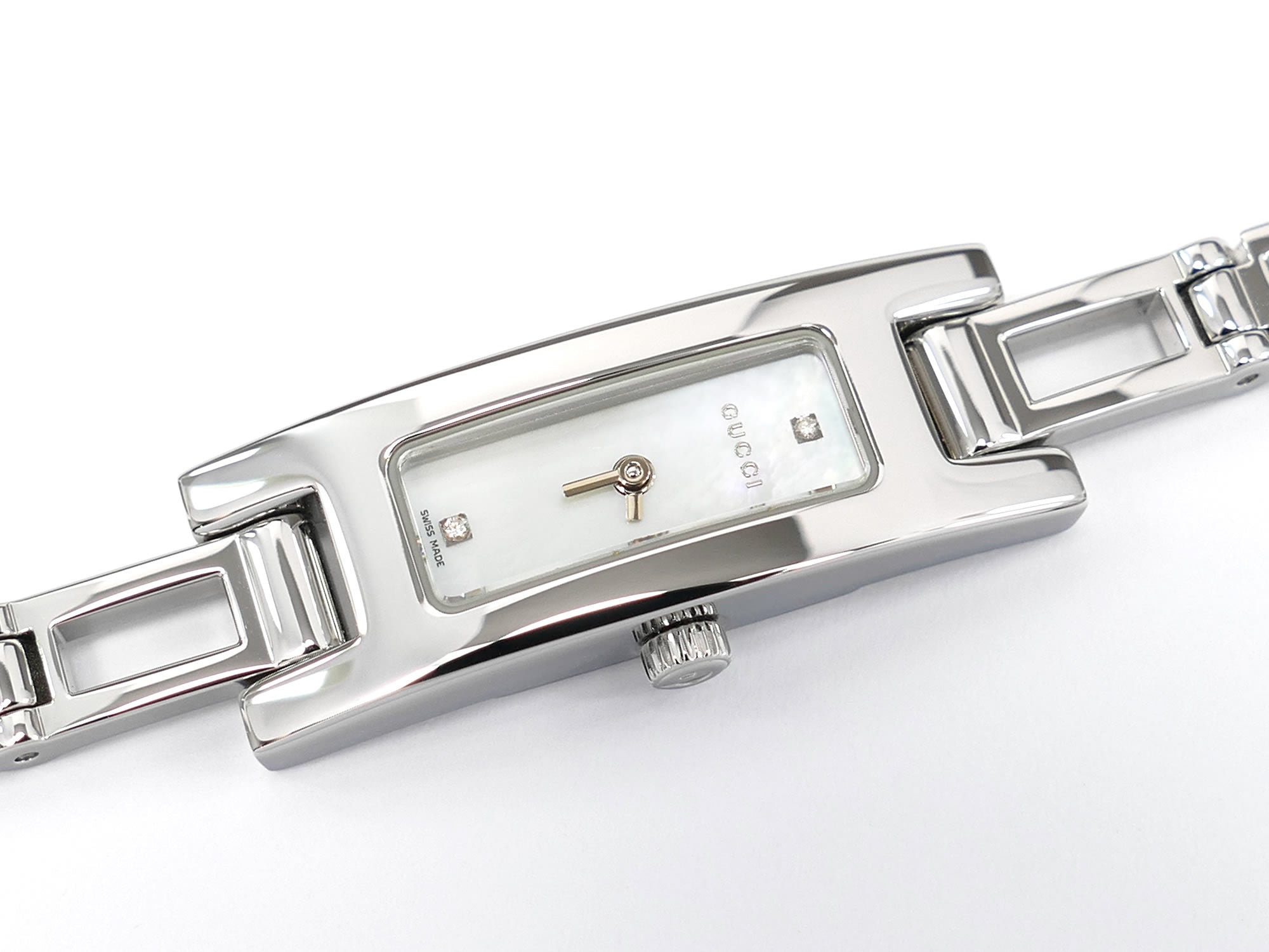 Gucci 3900L Mother of Pearl Dial with 2 Diamonds