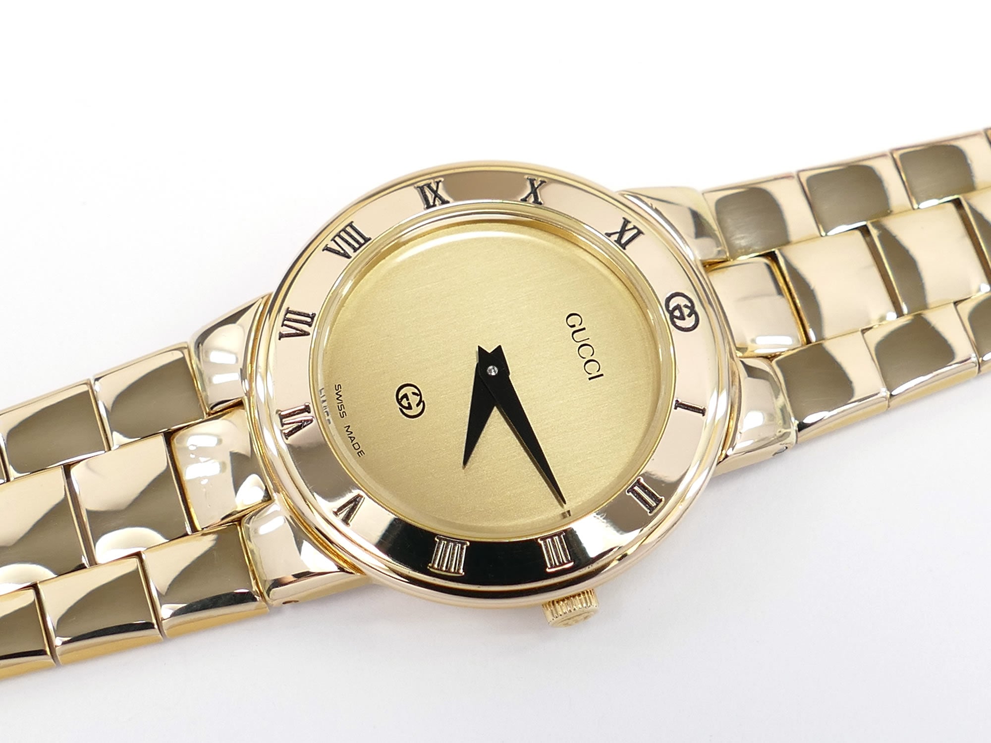 Gucci 3300L Champagne Dial 18k Gold Plated Roman Numeral Bezel