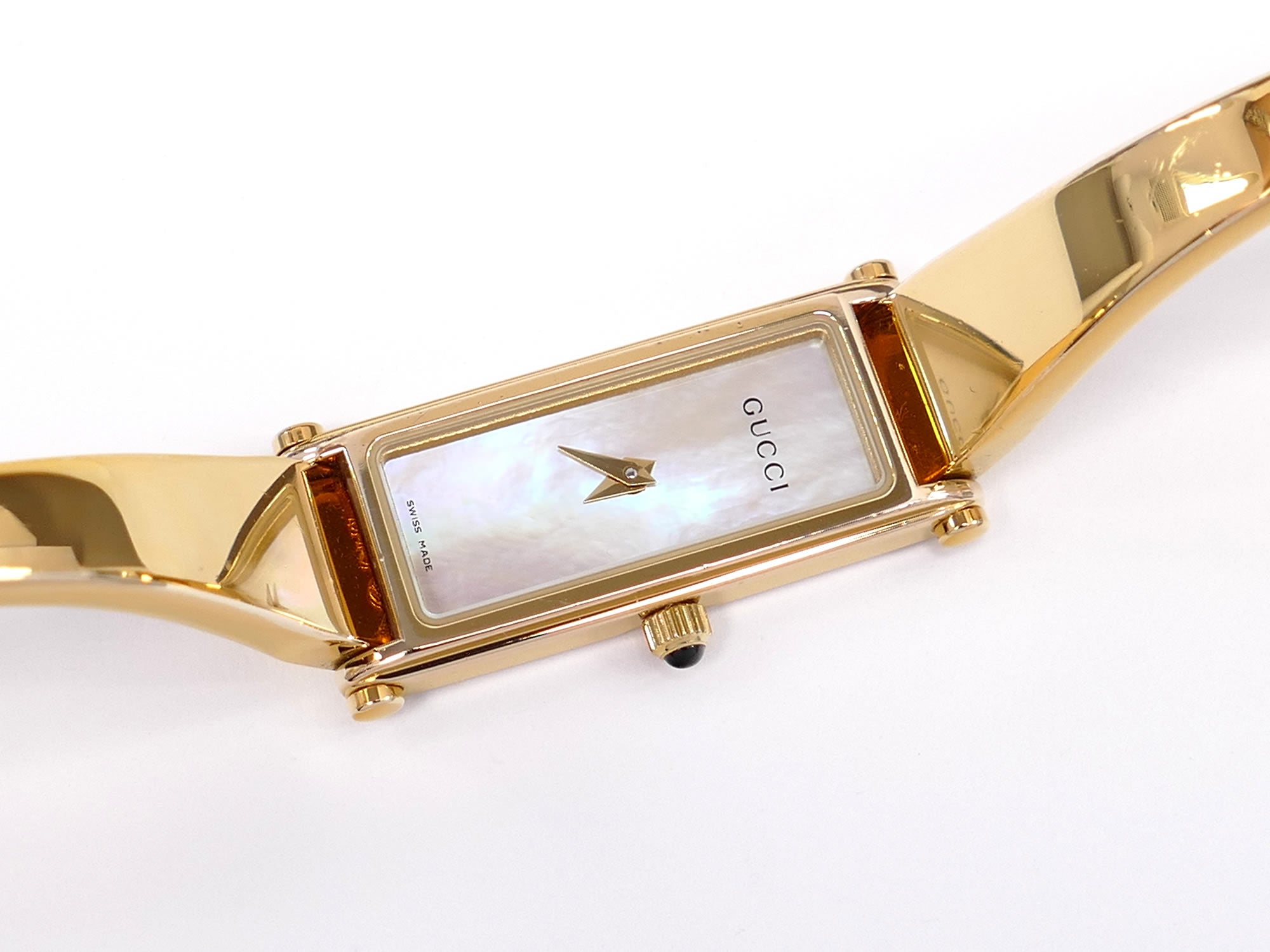 Gucci 1500L White Mother of Pearl Dial 18k Gold Plated