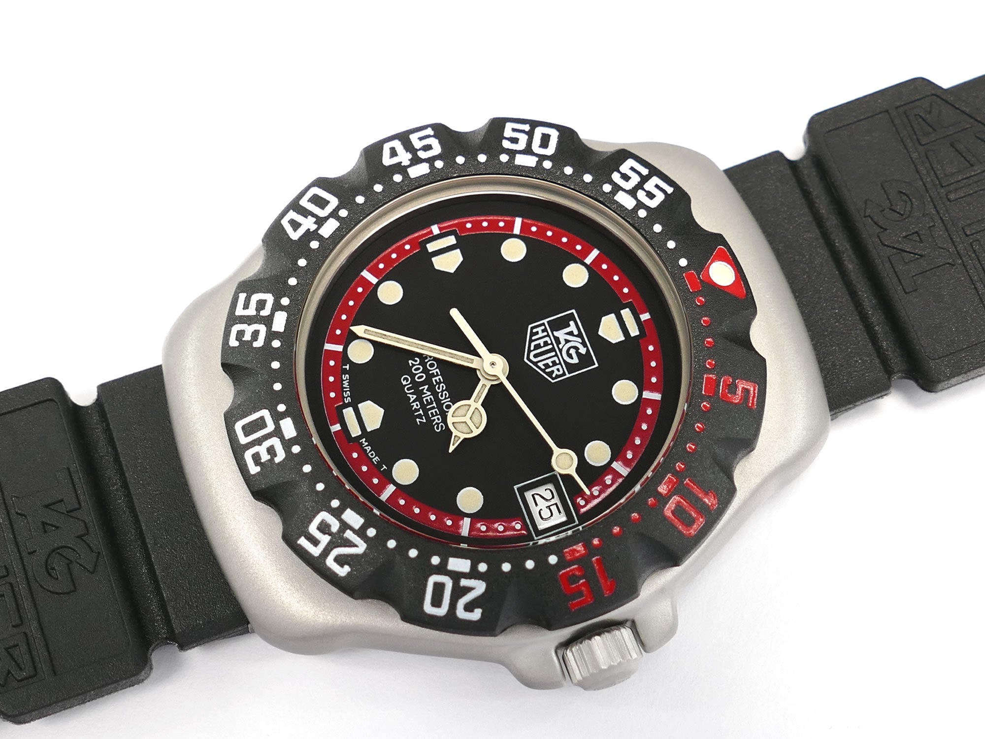 TAG Heuer Formula 1 WA1214 Black Mid Size F1 Red Accents