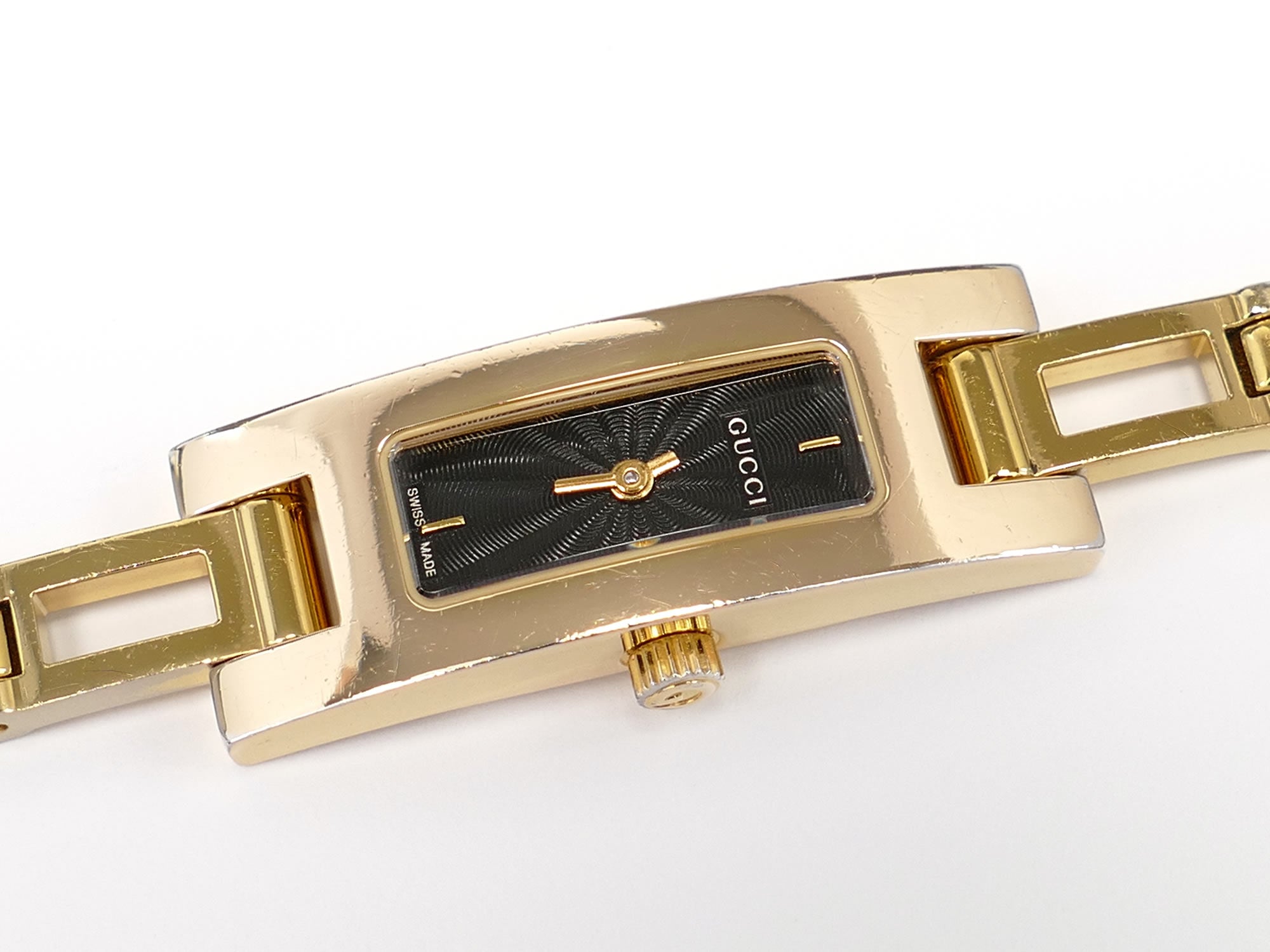 Gucci 3900L Black Dial 18k Gold Plated Rectangular Bracelet Watch