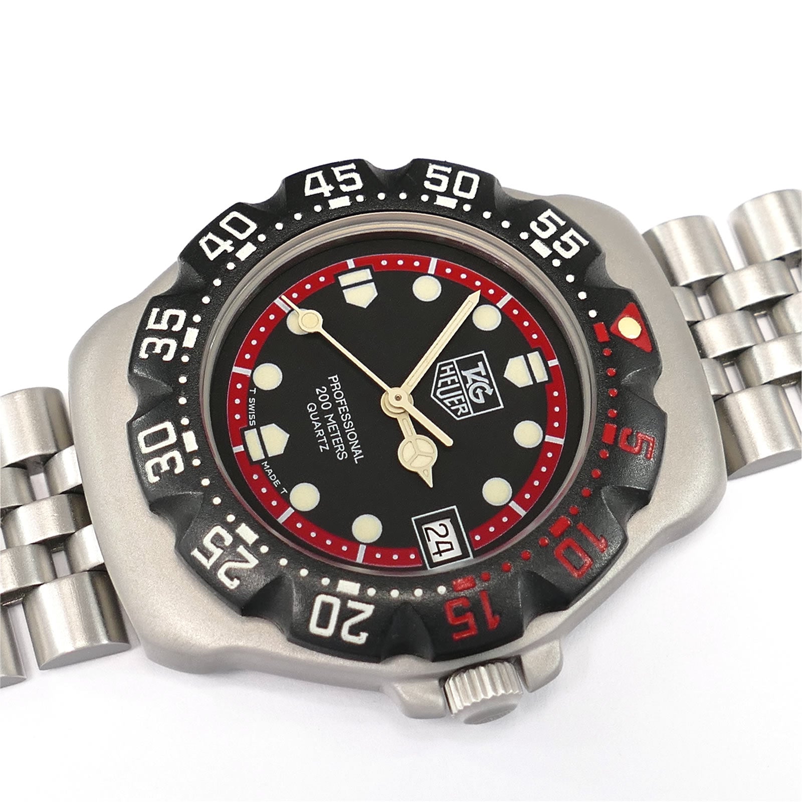 TAG Heuer Formula 1 Men's 35mm Black & Red 374.513 Retro – SWWatches