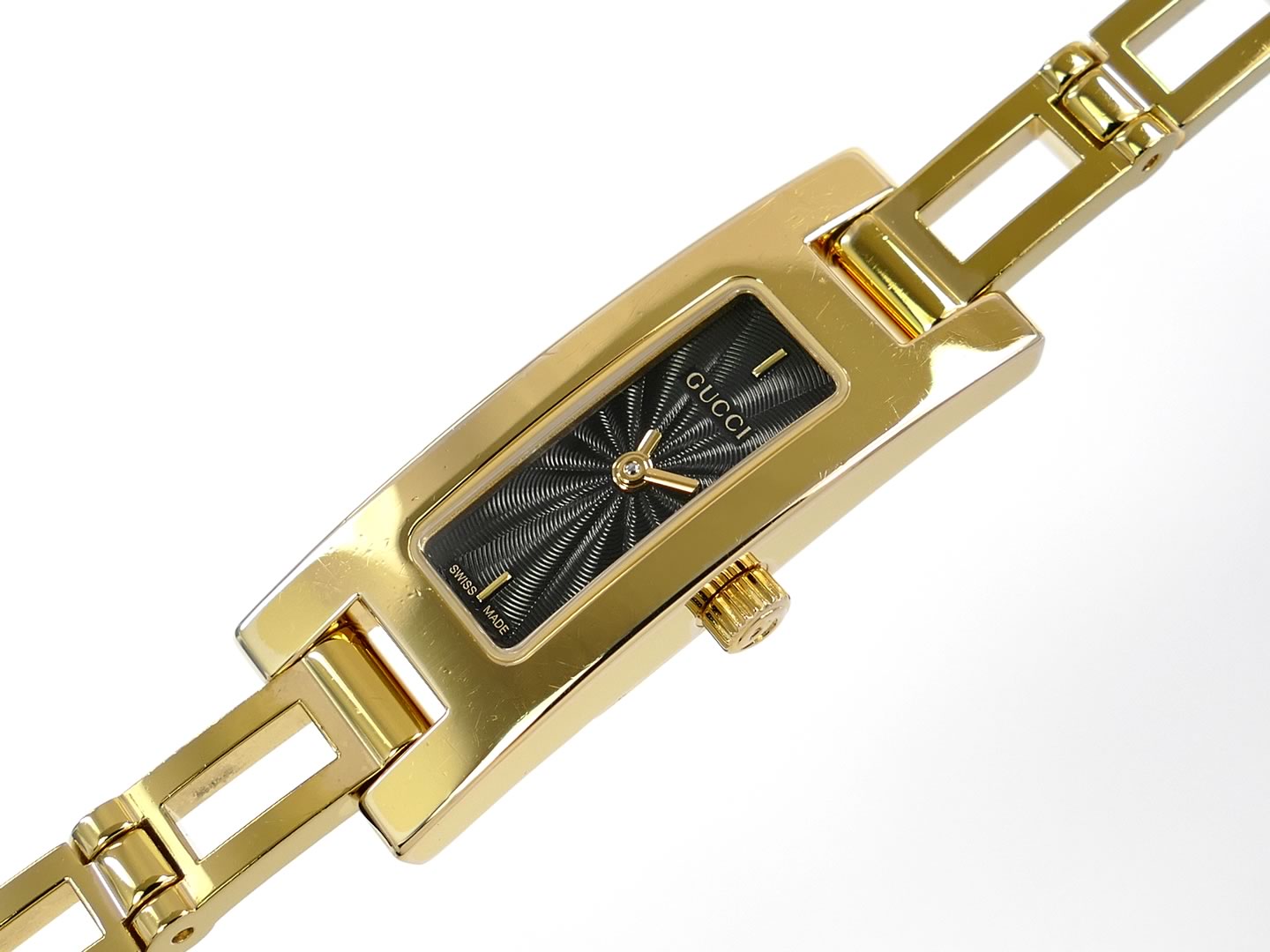 Gucci 3900 L Black Dial guilloche dial