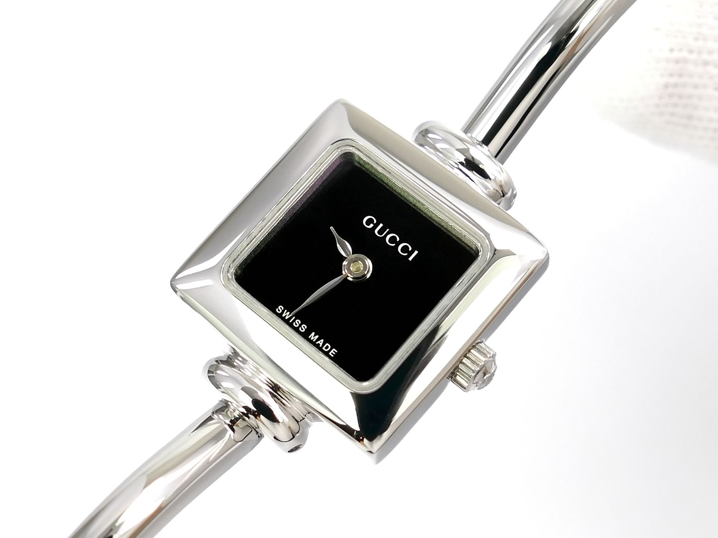Gucci 1900L Black square face
