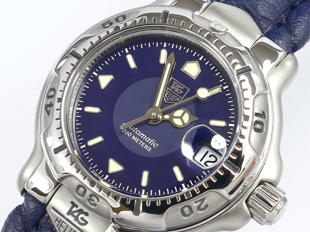 TAG Heuer 6000 Blue WH2313-K1 dial close up