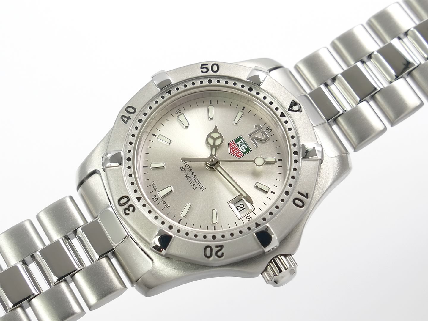 TAG Heuer 2000 Classic Silver Dial WK1312.BA0313 with date
