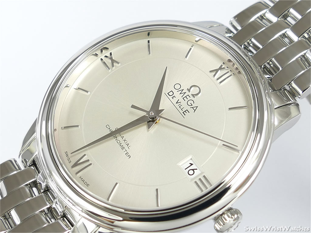Omega De Ville Prestige Silver 424.10.37.20.02.001 dial close up