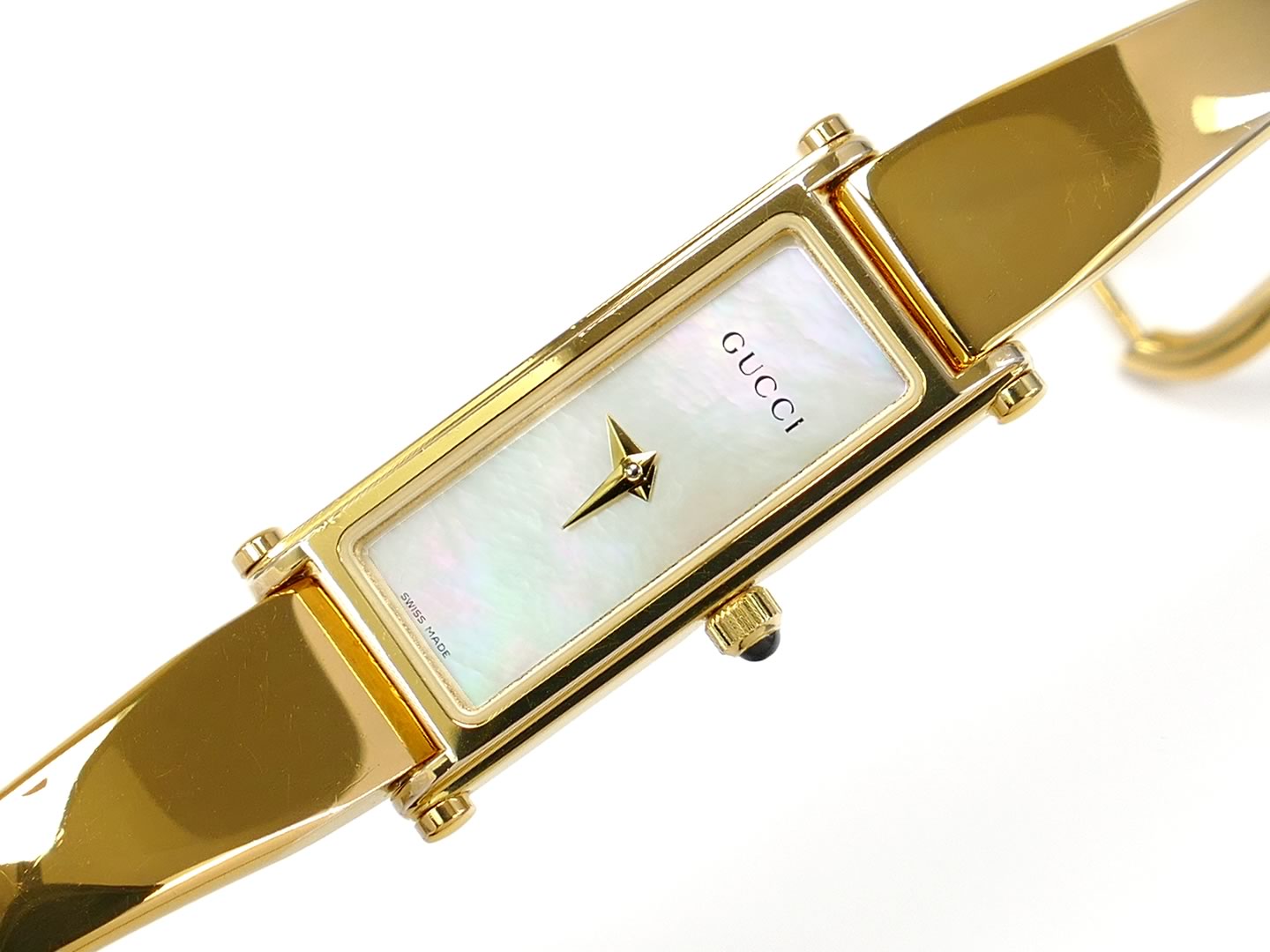 Gucci 1500L White Mother of Pearl Dial 18k Gold