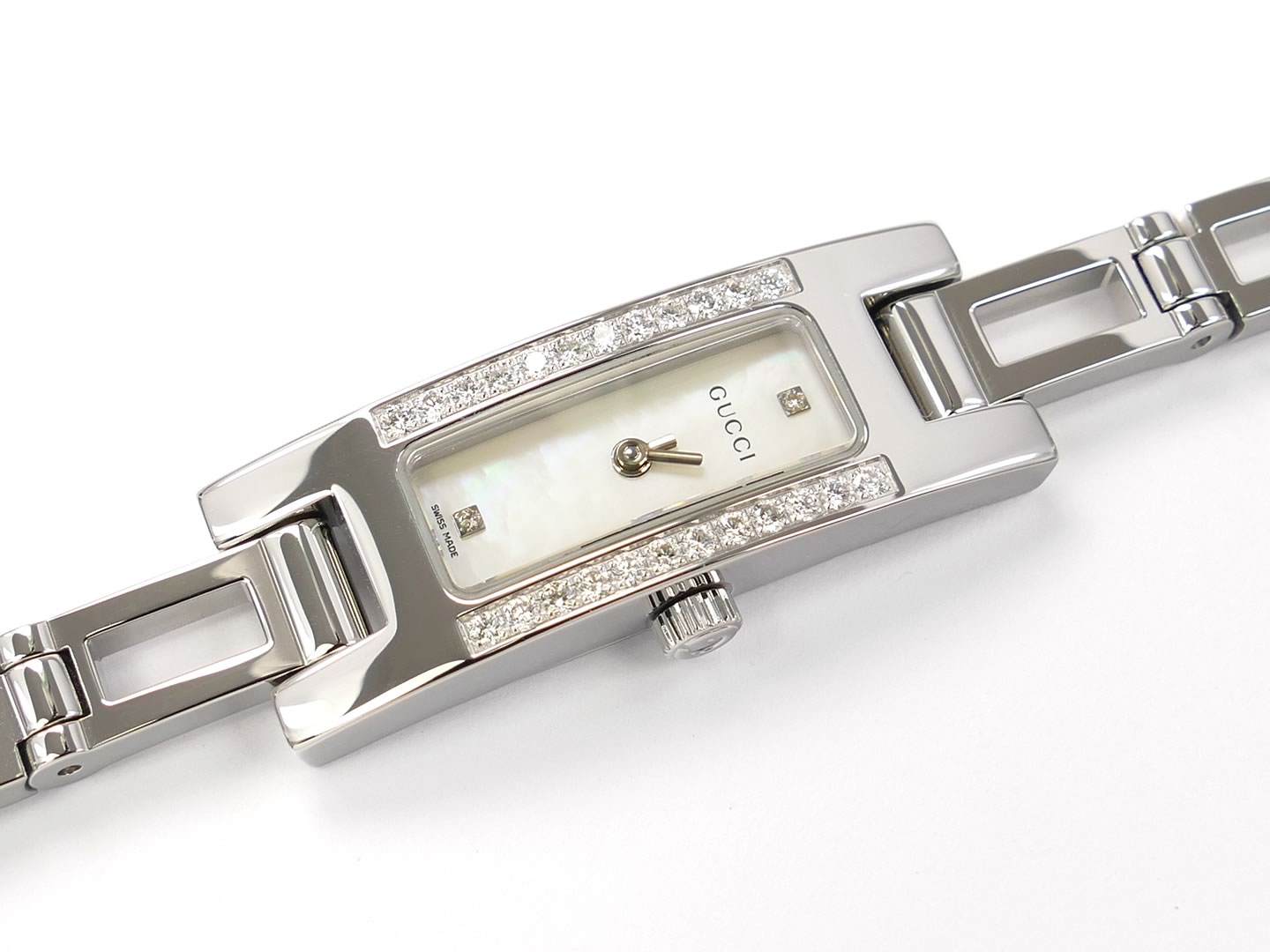 Gucci 3900L White Rectangular Dial with 26 Diamonds