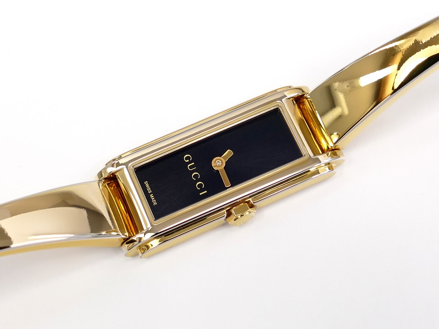 Gucci G-Line 109 Black Dial 18k Gold Plated YA109524 Rectangular 
