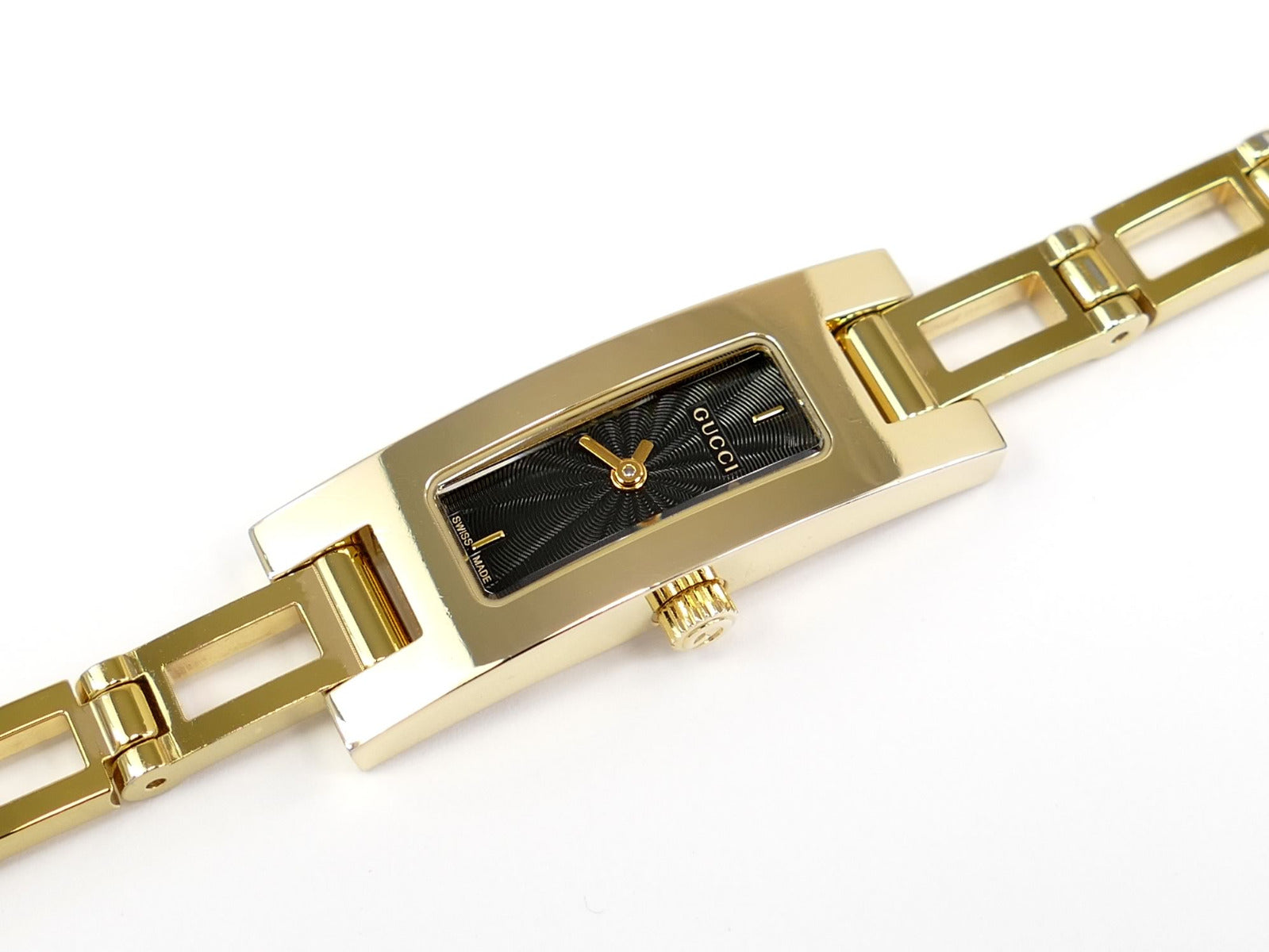 Gucci 3900L Black Rectangular Guilloche Dial